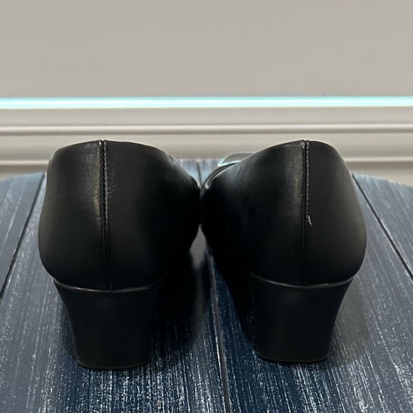 Life Stride Simply Comfort Wedges - Picture 5 of 8